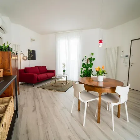 Blue Way Apartament *